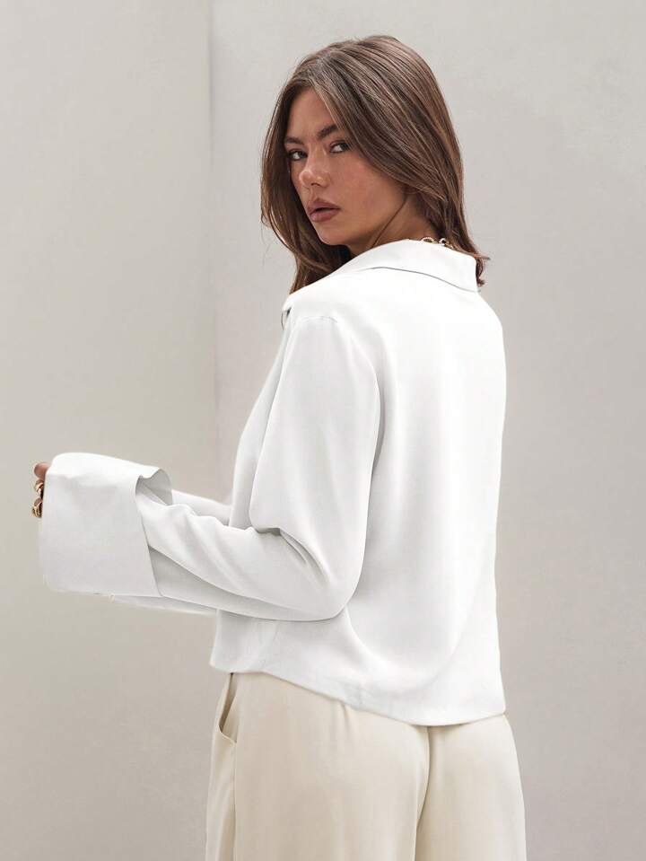 CM-TS833170 Women Trendy Bohemian Style Shirt Collar Front Tie Long Sleeve Shirt - White