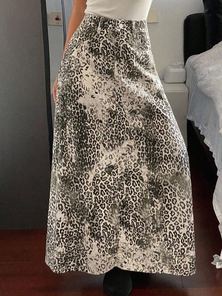CM-BS822552 Women Casual Seoul Style Leopard Print Mid Waist A-Line Maxi Denim Skirt