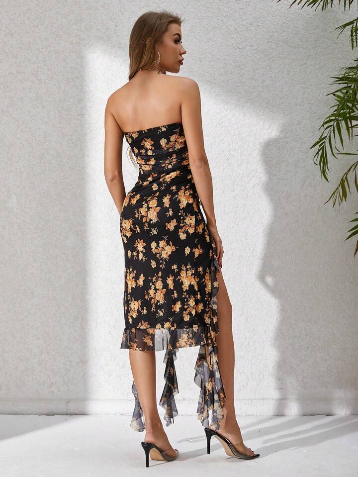 CM-DS298842 Women Trendy Bohemian Style Printed Strapless High Side Slit Ruffle Hem Dress