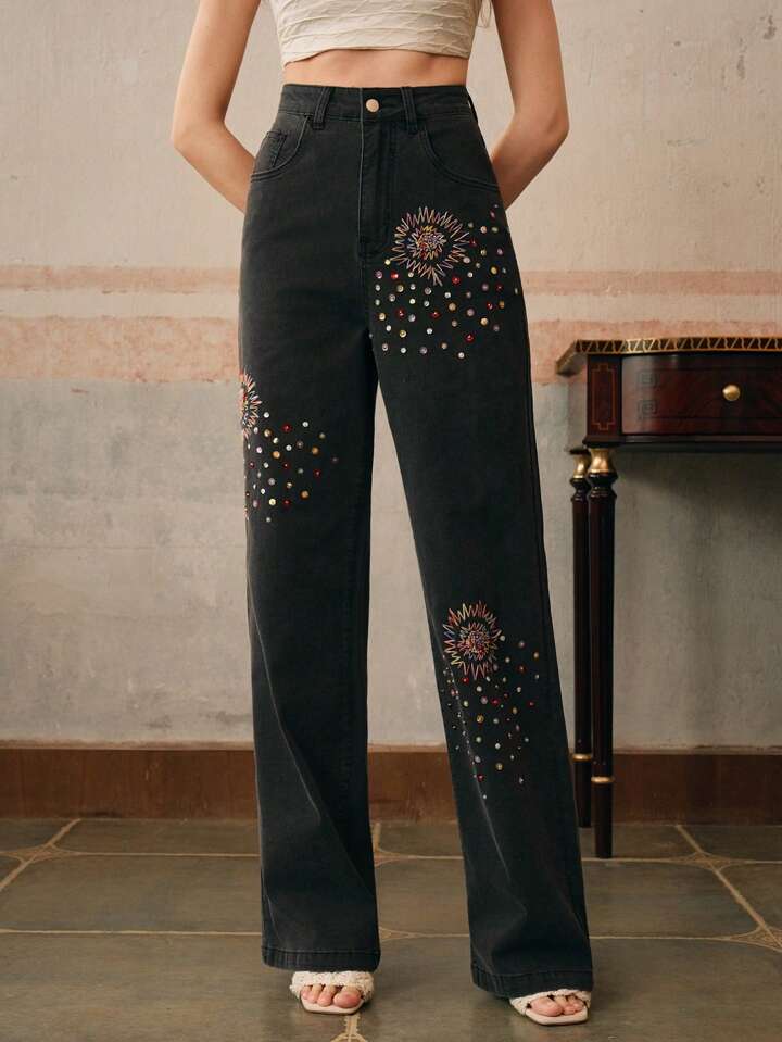 CM-BS322616 Women Casual Seoul Style Diamond Embroidered Floral Straight-Leg Jeans
