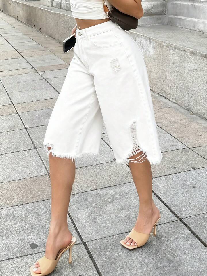 CM-BS174817 Women Casual Seoul Style Mid-Rise Distressed Frayed Hem Denim Shorts - White