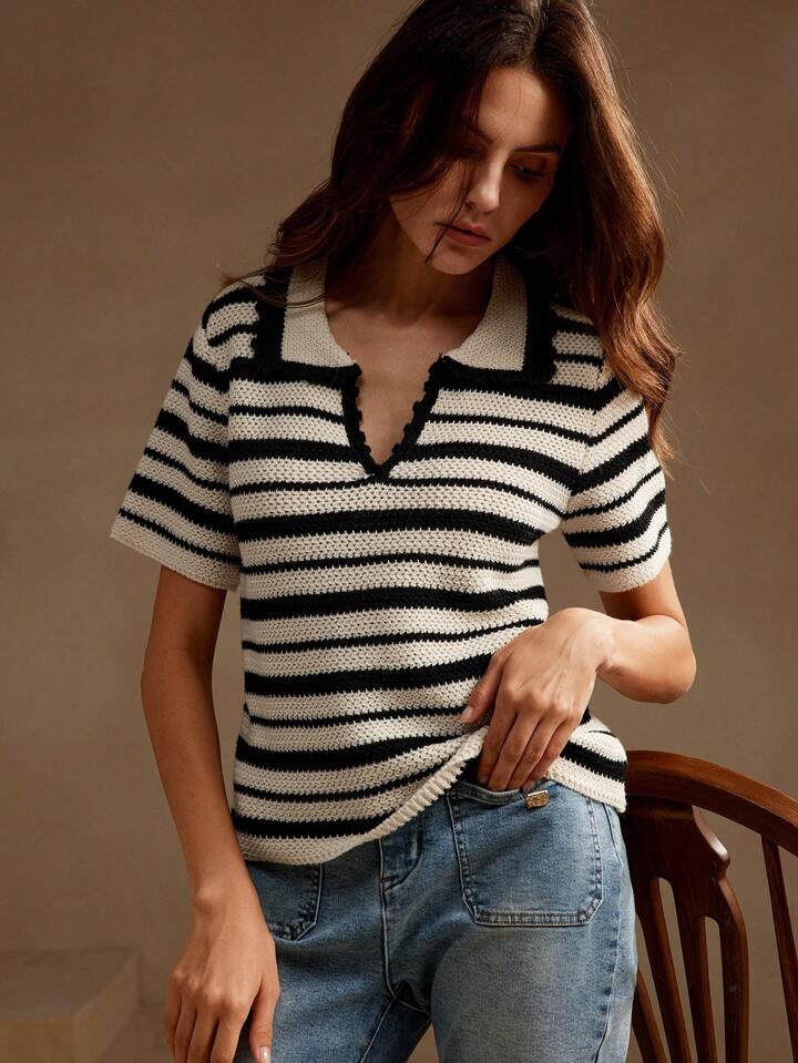 CM-TS743961 Womne Casual Seoul Style Colorblock Striped Collar Neckline Short Sleeve Knit Top