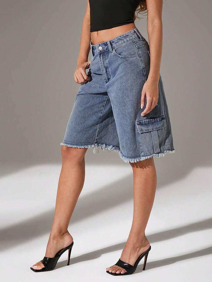 CM-BS581811 Women Casual Seoul Style Light Wash Fray Hem Cargo Pocket Low Waist Denim Shorts