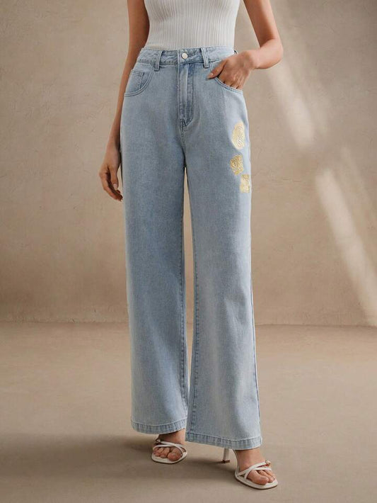 CM-BS511041 Women Casual Seoul Style Floral Embroidered Pockets Straight Leg Jeans - Blue