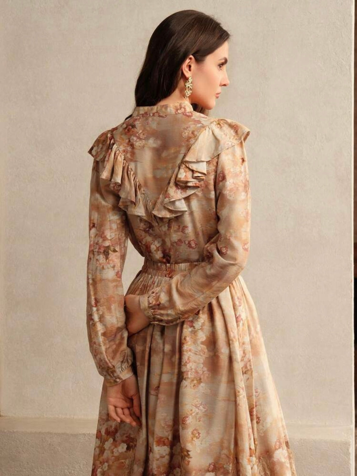 CM-TS379818 Women Elegant Seoul Style Floral Print Lace Ruffled Trim Blouse
