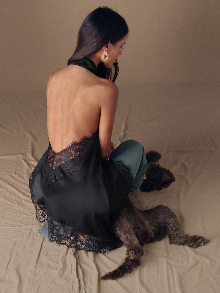 CM-TS478243 Women Elegant Seoul Style Lace Satin Patchwork Sleeveless Trim Backless Camisole Top - Black