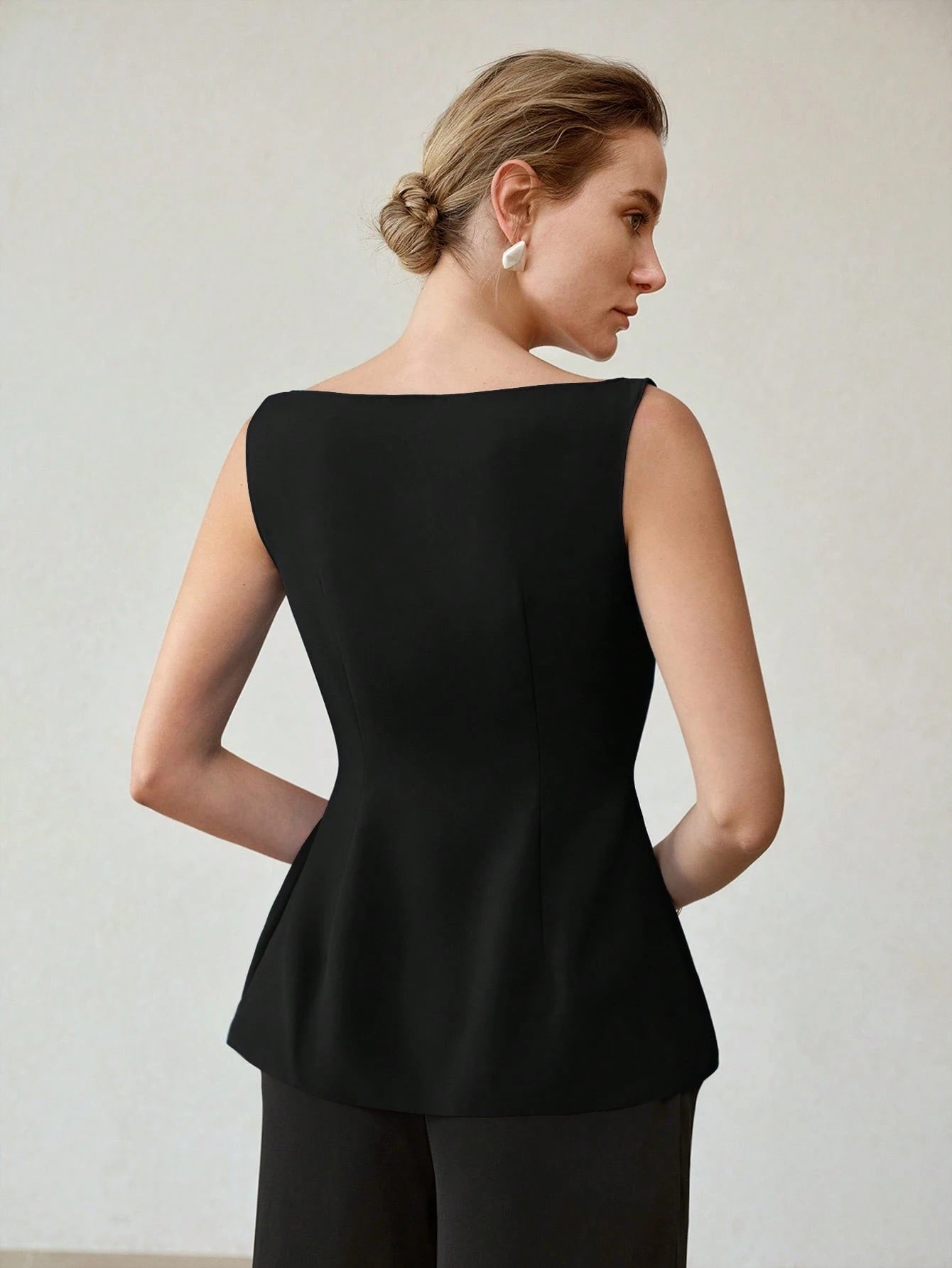 CM-TS013764 Women Elegant Seoul Style Side Knot Boat Neck Sleeveless Blouse - Black