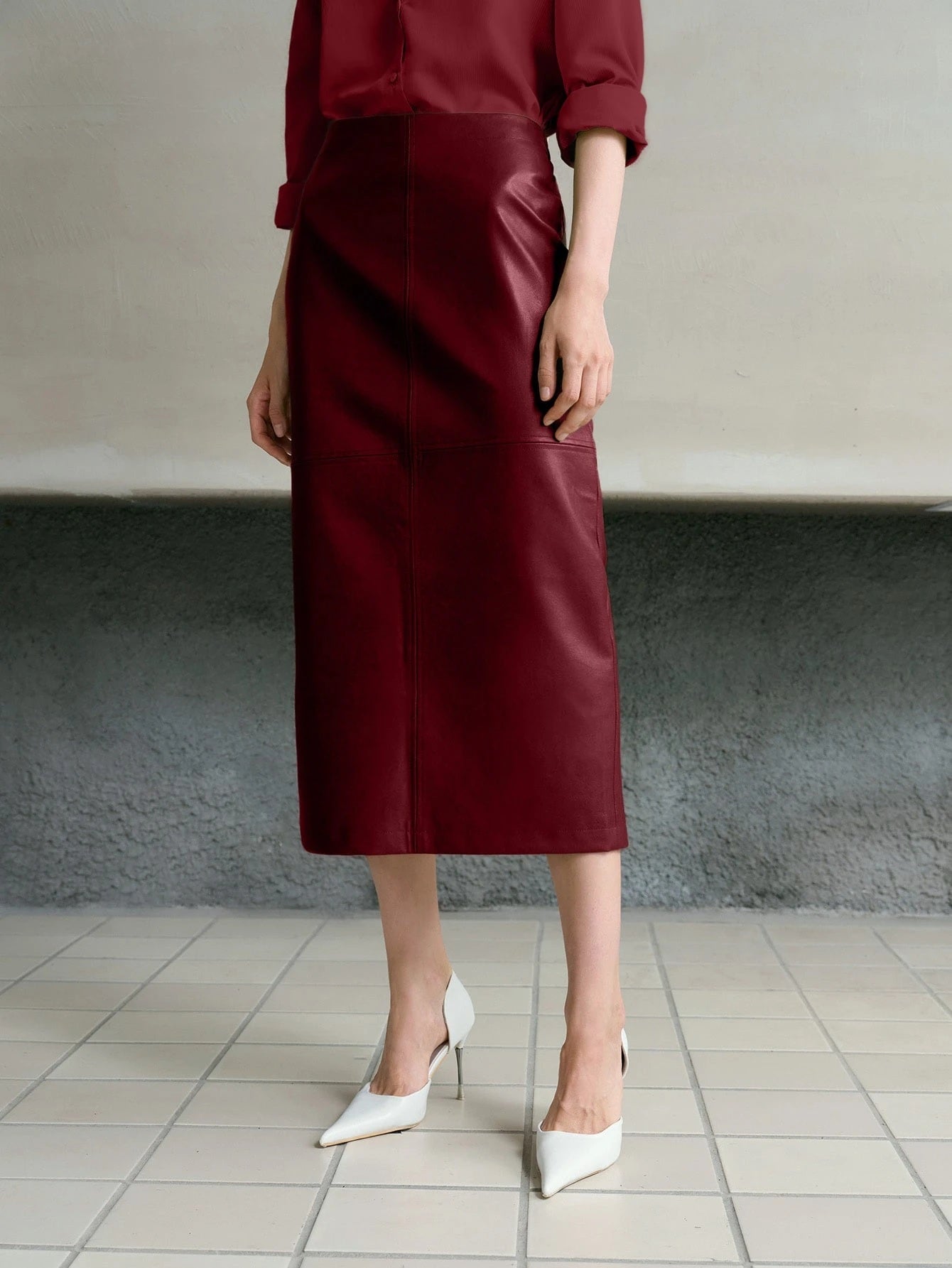 CM-BS407174 Women Elegant Seoul Style Mid Waist PU Leather Elastic Waist Split Hem Skirt - Burgundy