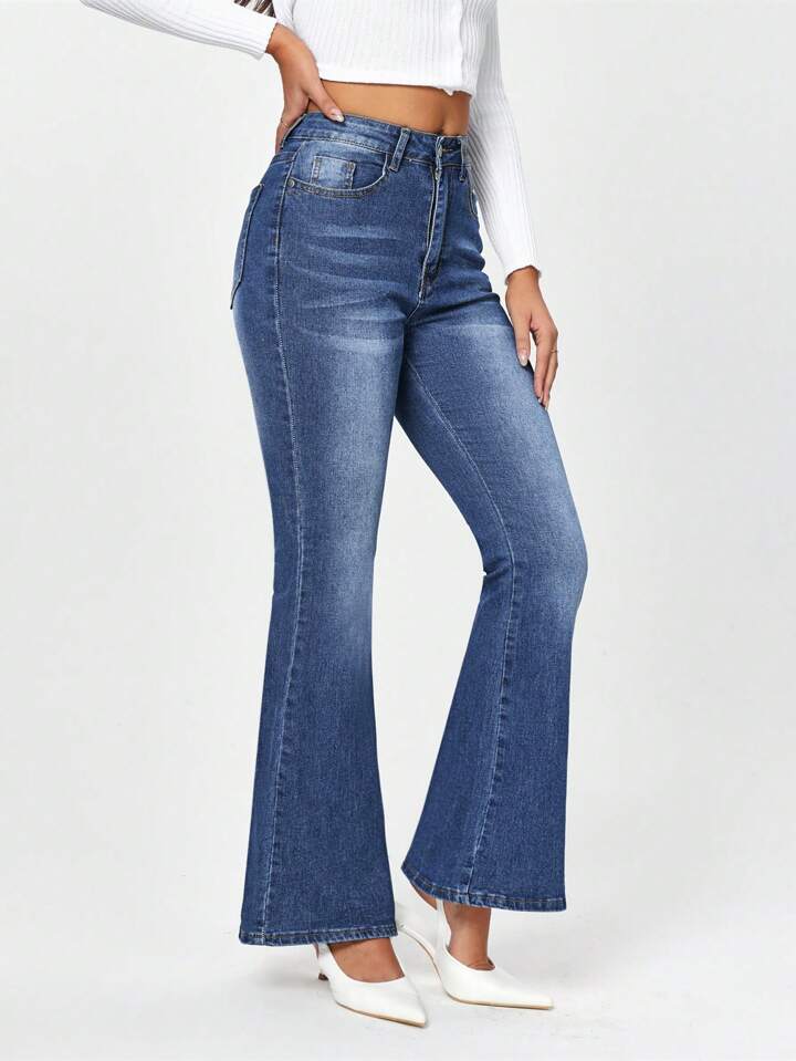 CM-BS414915 Women Casual Seoul Style High Waist Flared Mom Fit Jeans With Pockets - Blue