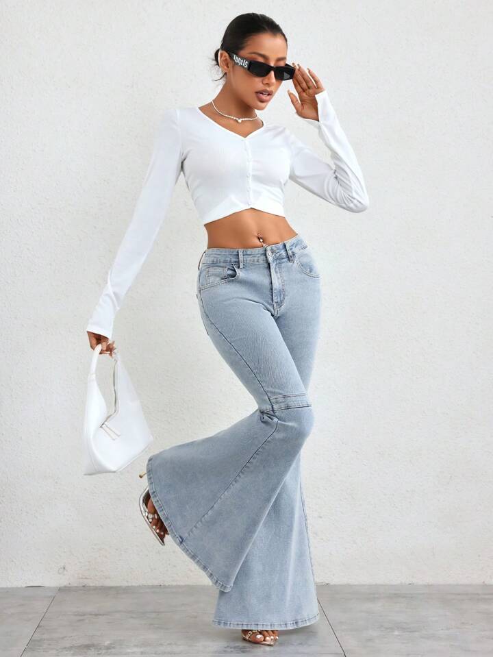 CM-BS254351 Women Casual Seoul Style Light Wash Slant Pocket Skinny Flare Leg Jeans