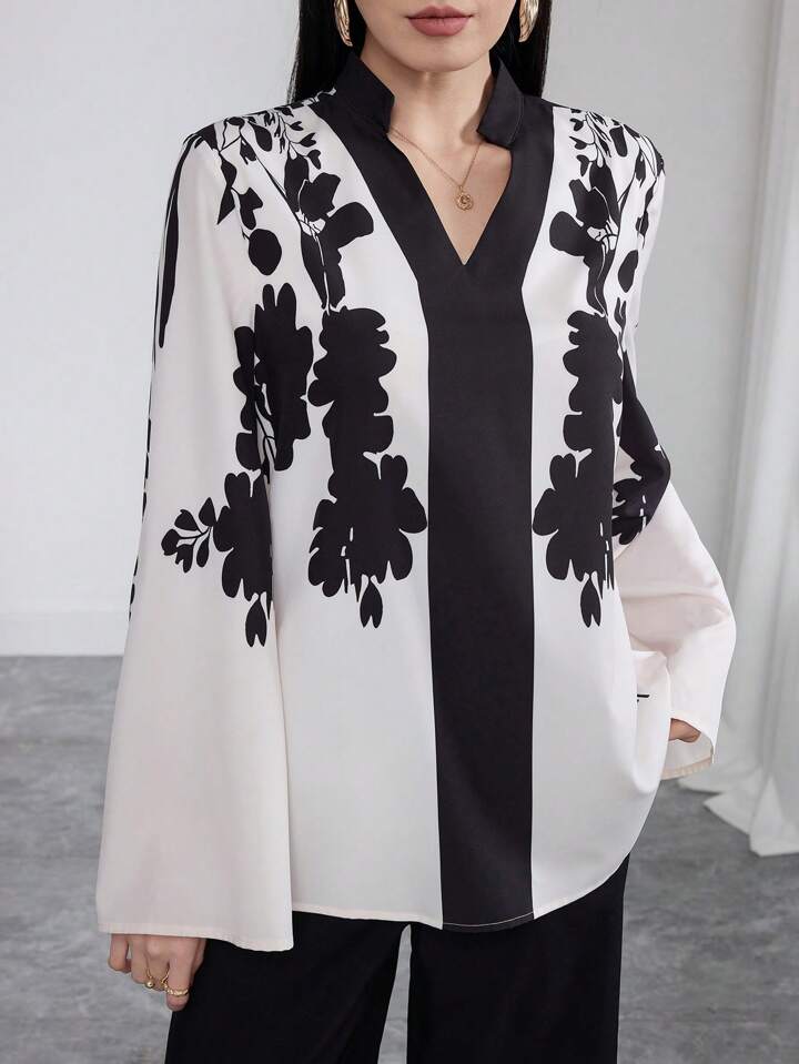CM-TS697845 Women Trendy Bohemian Style Floral Print Long Sleeve Notched V-Neck Blouse