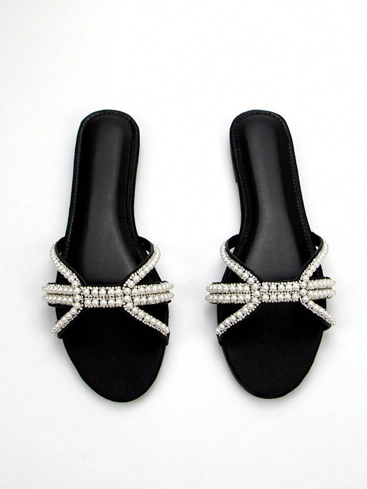CM-SHS207220 Women Trendy Seoul Style Rhinestone And Pearl Decor Round Toe Flat Sandals - Black