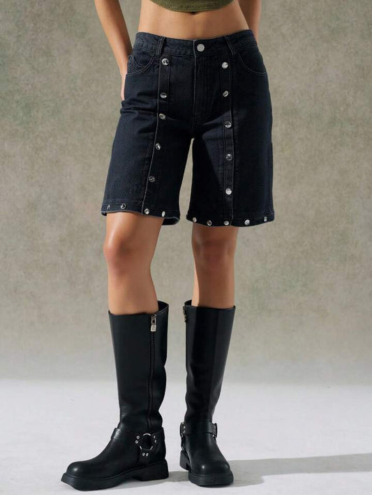 CM-BS253496 Women Casual Seoul Style Low Waist Button Pocket Straight Leg Denim Shorts - Black