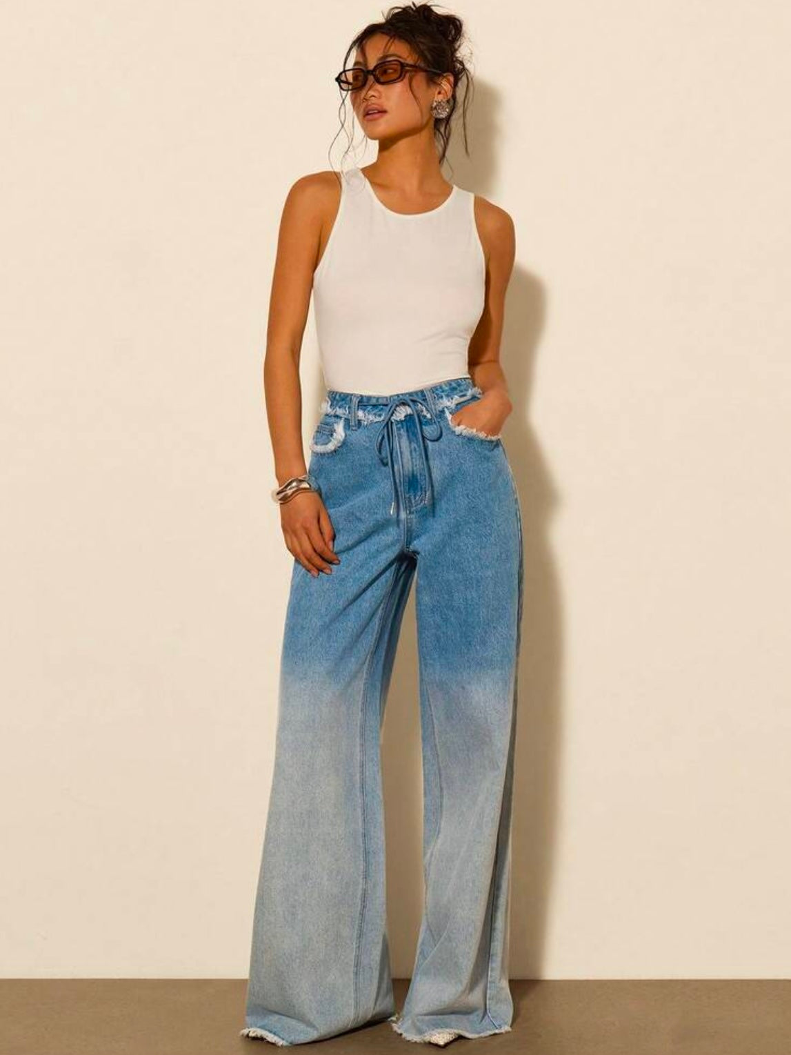CM-BS410034 Women Casual Seoul Style Low Waist Front Button Pocket Frayed Hem Denim Jeans - Blue