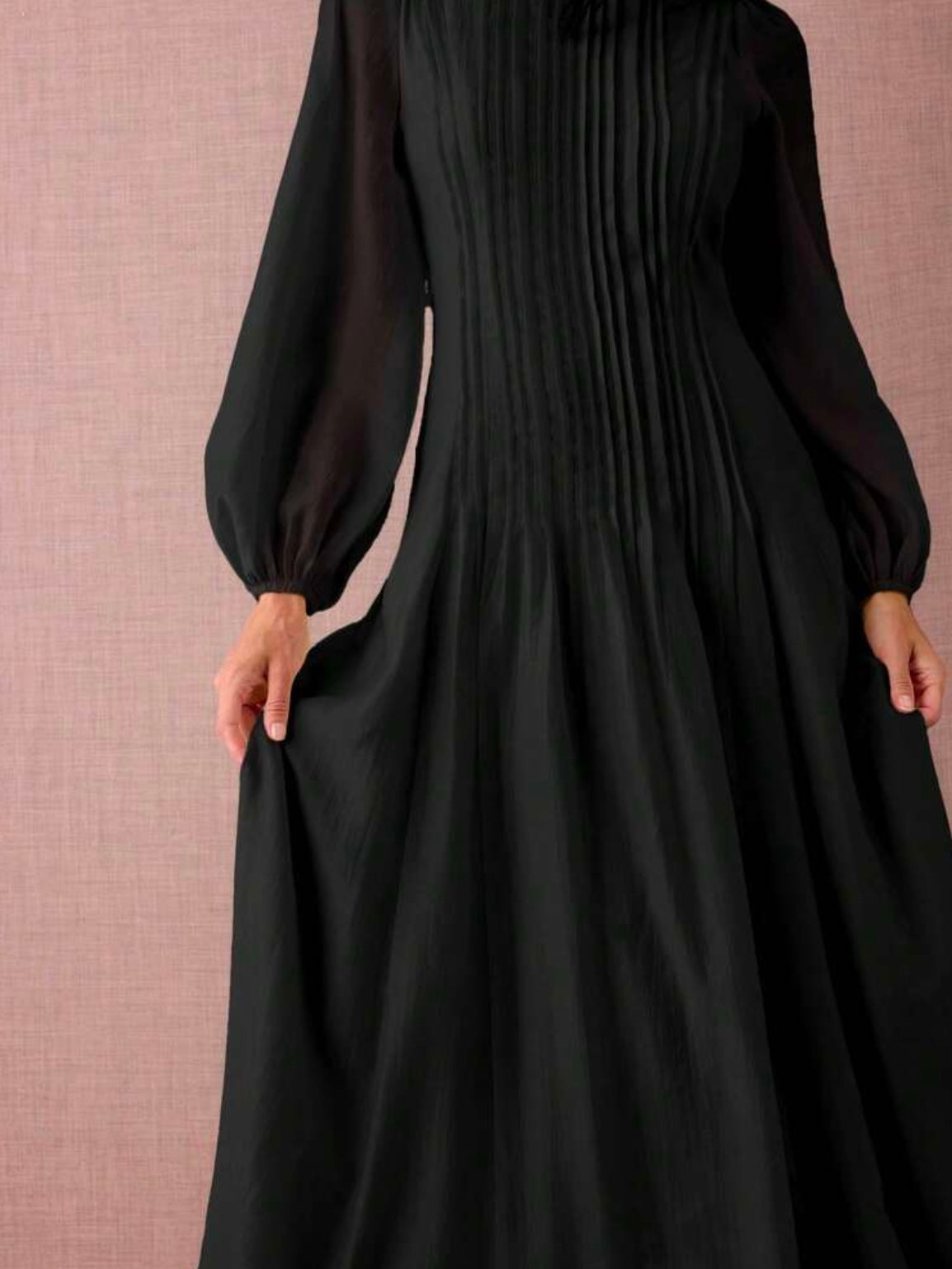 CM-DS935764 Women Elegant Seoul Style Round Neck Lantern Sleeve Pleated Design A-Line Maxi Dress - Black