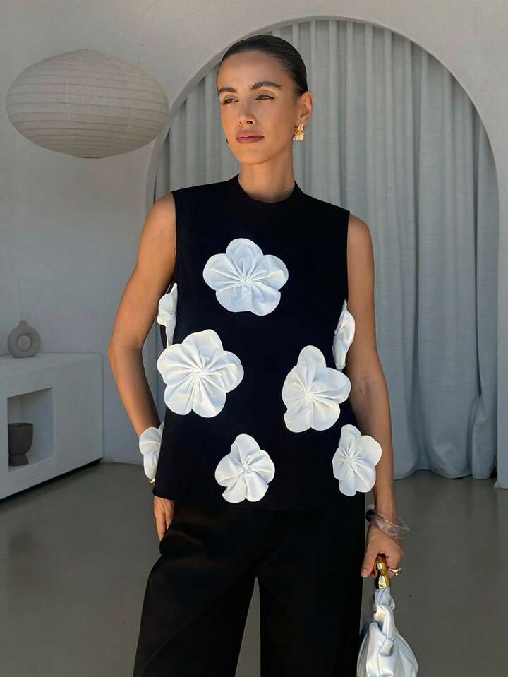 CM-SS712454 Women Elegant Seoul Style Contrast 3D Flora Round Neck Sleeveless Camisole l Top With Pants - Set