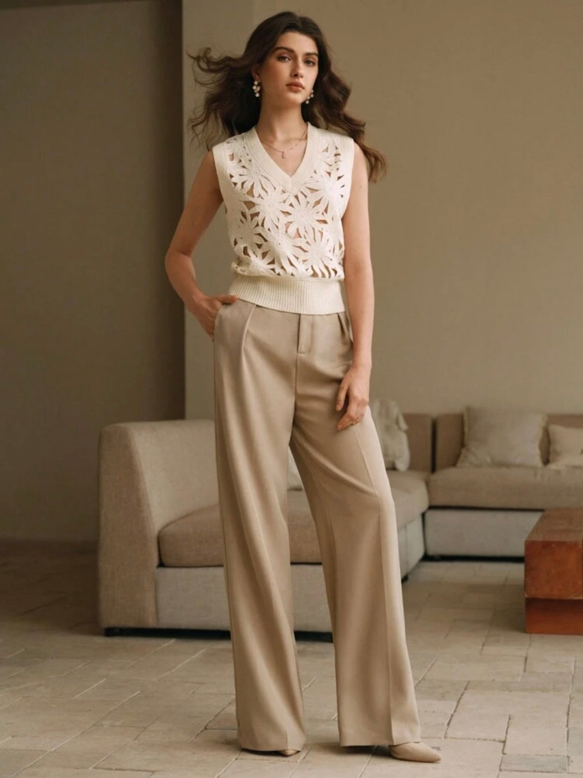 CM-TS081044 Women Casual Seoul Style V-Neck Crochet Sequin Hollow Out Loose Knitted Vest