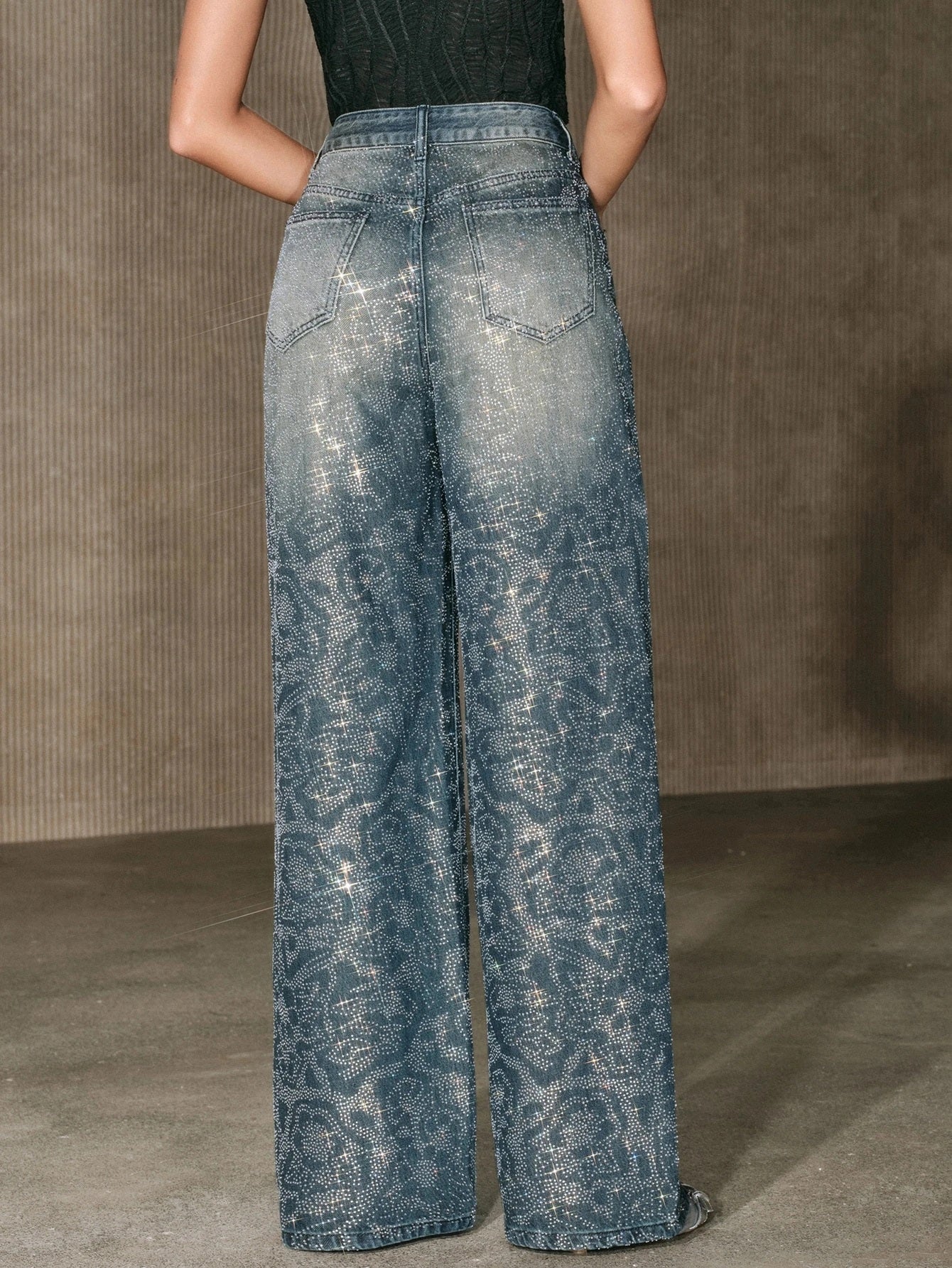 CM-BS596947 Women Elegant Seoul Style Mid Waist Embellished Floral Rhinestone Straight Leg Jeans - Blue