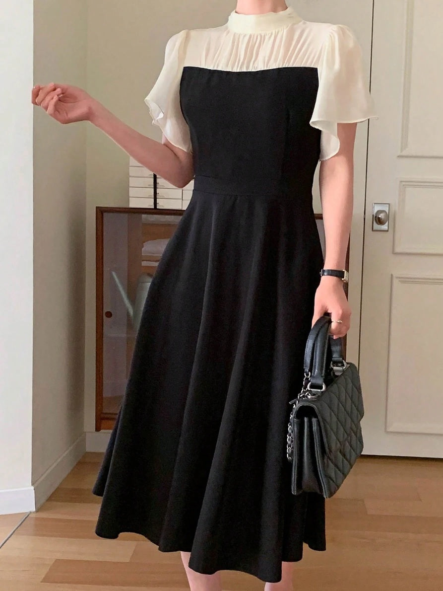 CM-DS116914 Women Elegant Seoul Style Stand Collar Puff Sleeve Patchwork Contrast Color Waist-Cinched Midi Dress