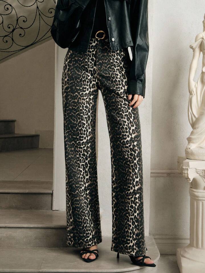 CM-BS954495 Women Elegant Seoul Style High Waist Pockets Leopard Print Wide Leg Loose Jeans - Coffee Brown