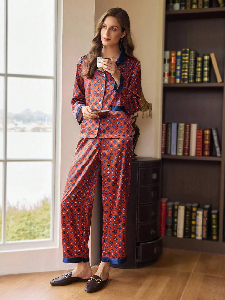 CM-LS989249 Women Trendy Seoul Style Faux Silk Colorblock Geometric Pattern Fuzzy Cuff Pajama Set