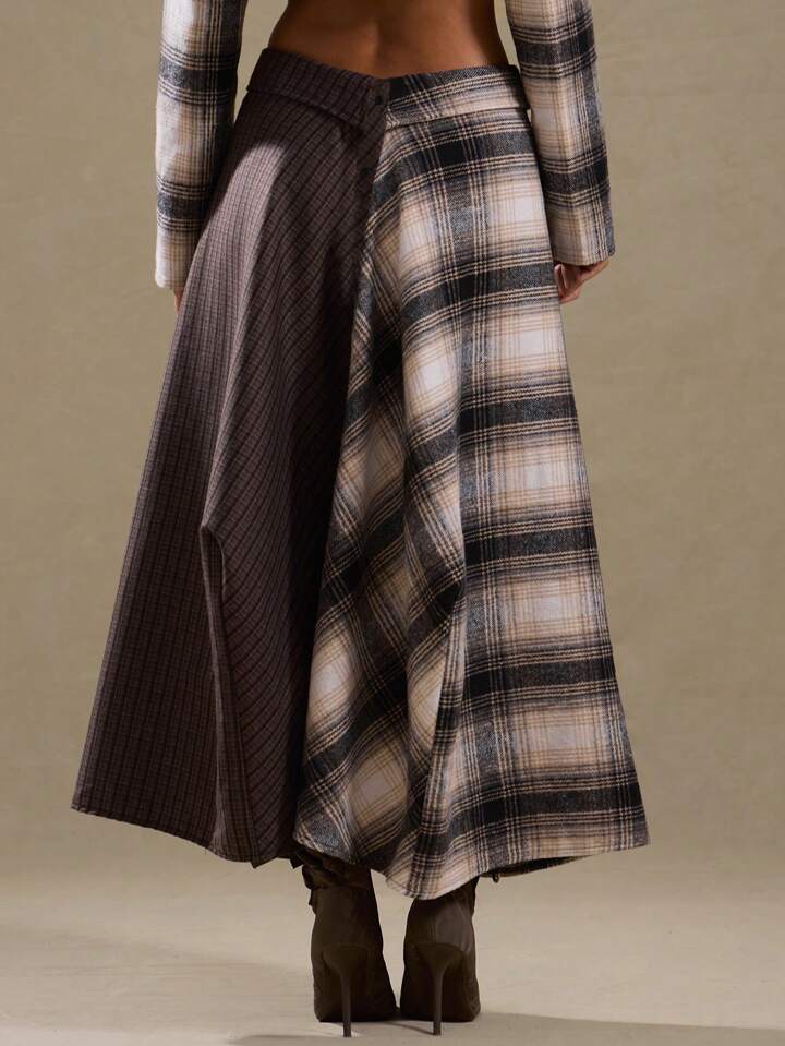 CM-BS599873 Women Trendy Bohemian Style Fold Over Split Plaid Flannel Maxi Skirt
