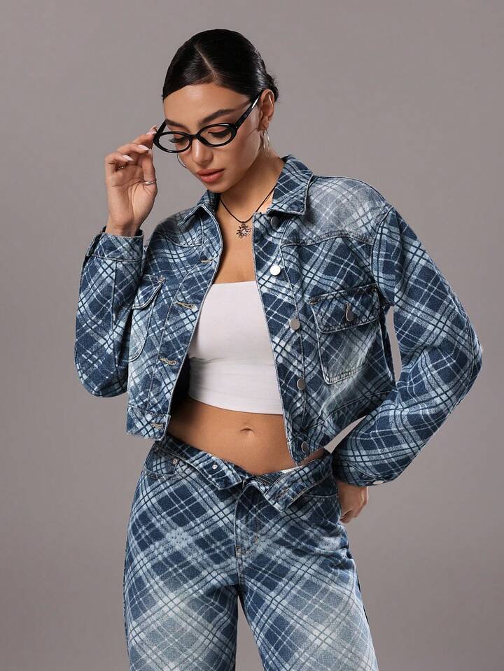 CM-CS876969 Women Casual Seoul Style Medium Wash Diamond Plaid Button-Up Denim Jacket