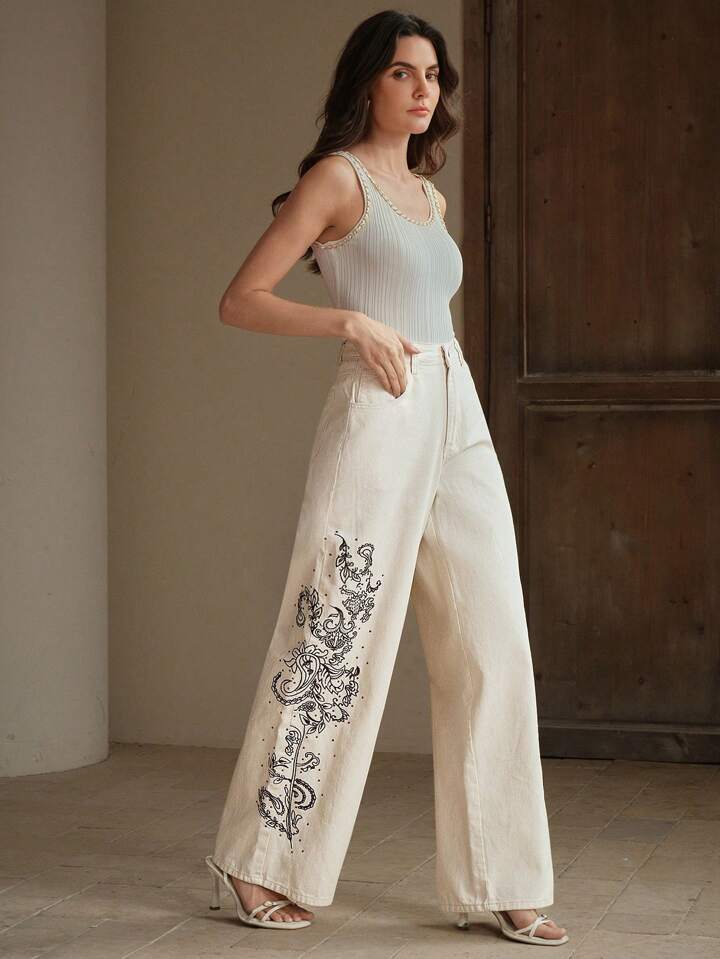 CM-BS152436 Women Elegant Seoul Style Mid Waist Embroidery Rhinestone Decor Straight Leg Jeans - Beige