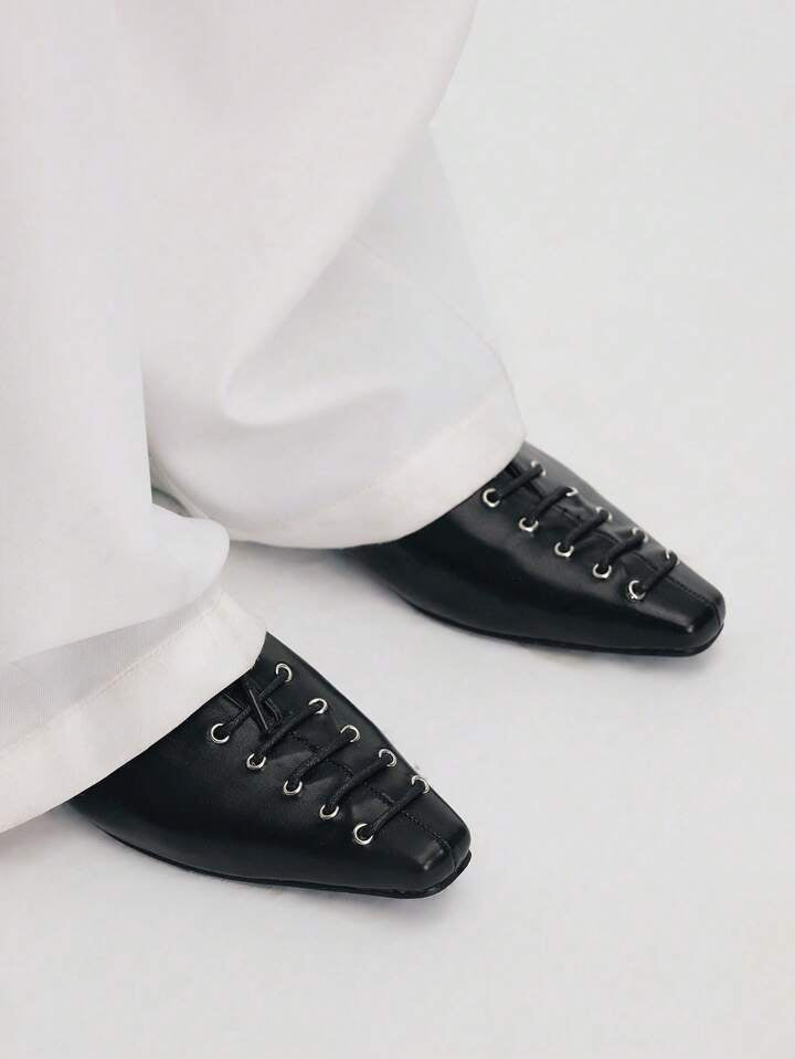 CM-SHS608445 Women Trendy Seoul Style Pointed Toe Criss-Cross Strap Low Heel Flats - Black