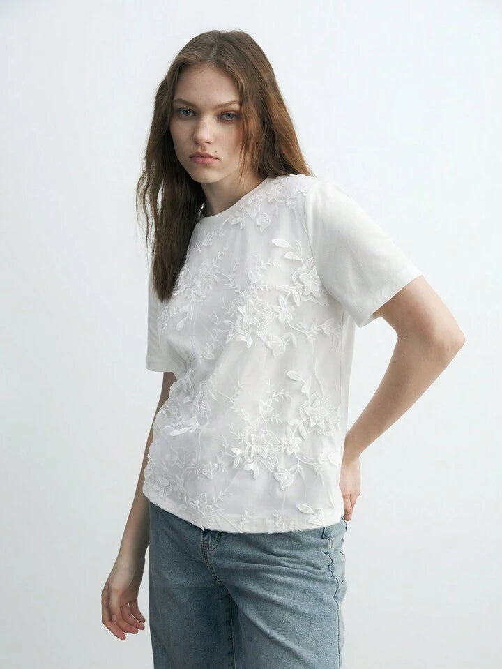 CM-TS222332 Women Casual Seoul Style 3D Floral Embroidery Round Neck Short Sleeve T-Shirt