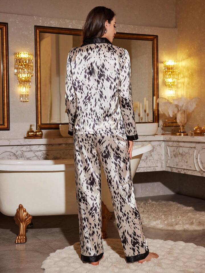 CM-LS431446 Women Trendy Seoul Style Faux Silk Tie-Dye Print Lapel Cardigan With Pants Pajama Set