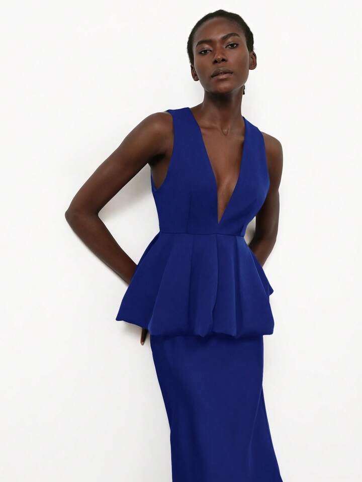 CM-TS892999 Women Elegant Seoul Style Deep V-NeckSleeveless Ruffle Hem Design Blouse - Royal Blue