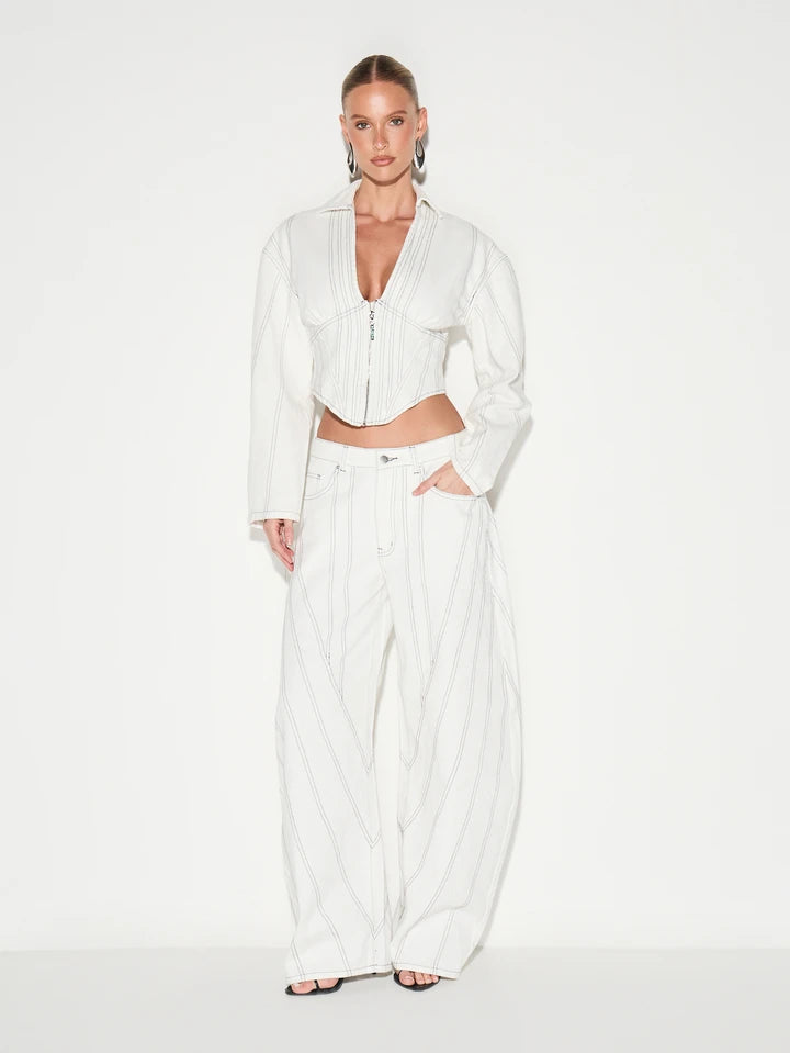 CM-BS091191 Women Casual Seoul Style Low Waist Extra Long Baggy Wide Leg Jeans - White