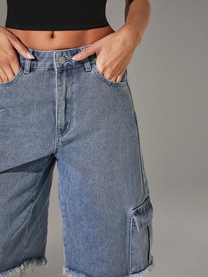 CM-BS581811 Women Casual Seoul Style Light Wash Fray Hem Cargo Pocket Low Waist Denim Shorts