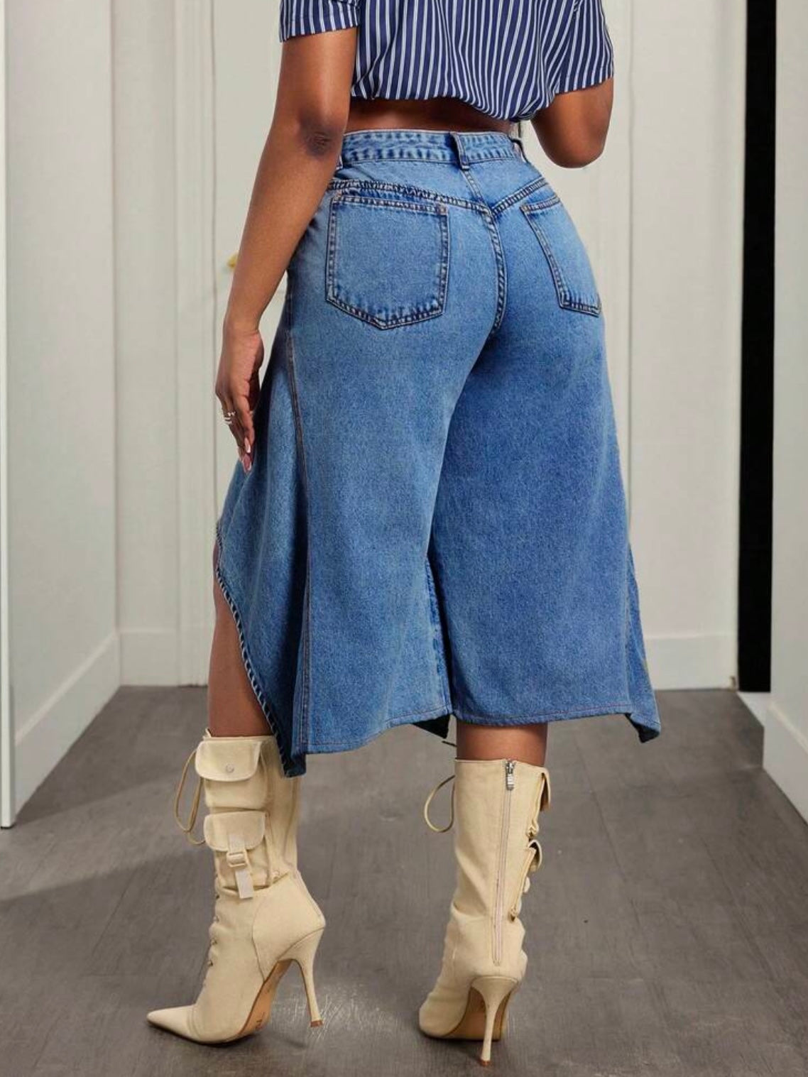 CM-BS341918 Women Casual Seoul Style Medium Wash Low Waist Wide Leg Cullote Shorts Jeans