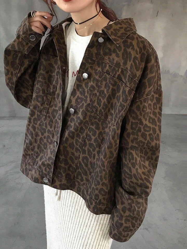 CM-CS467579 Women Casual Seoul Style Collar Neckline Long Sleeve Leopard Print Loose Denim Jacket