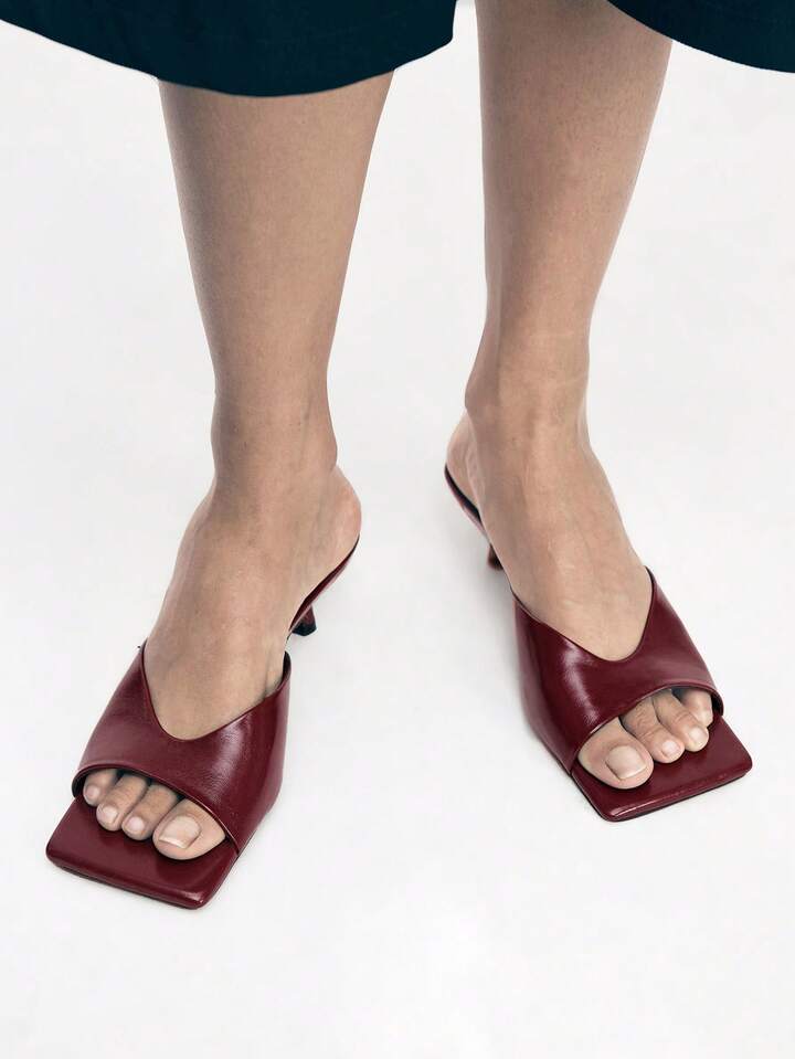 CM-SHS324547 Women Trendy Seoul Style Minimalist Open Toe Low Heel Pumps - Burgundy