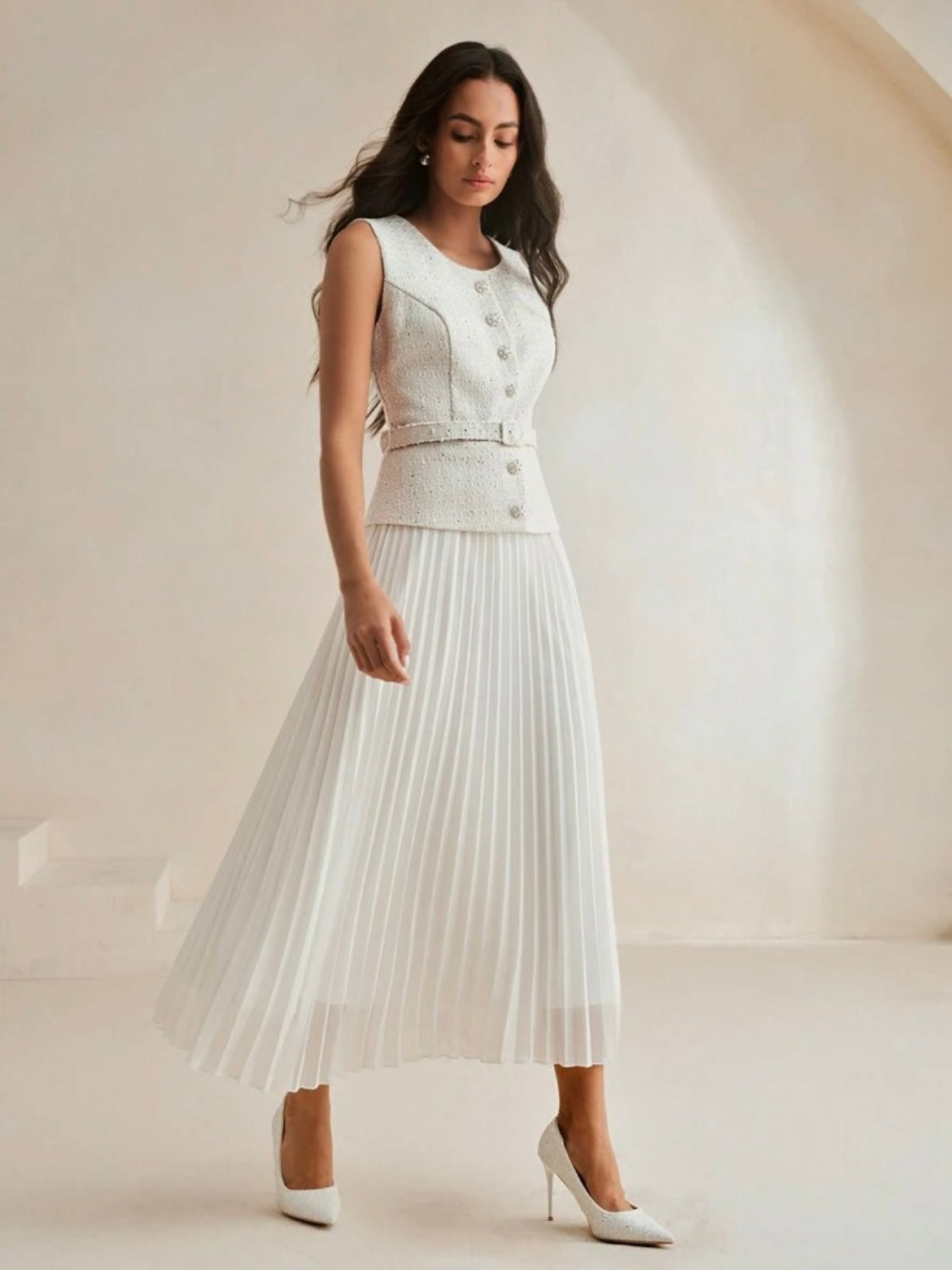 CM-DS936383 Women Elegant Seoul Style Contrast Chiffon Pleated Sleeveless Long Dress - White