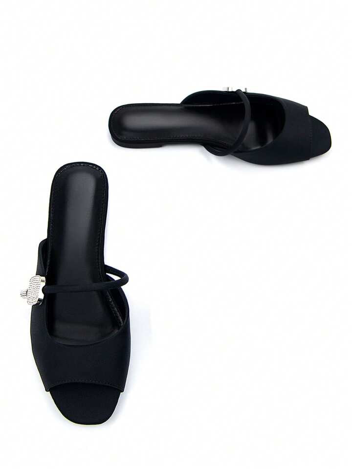 CM-SHS625557 Women Trendy Seoul Style Silver Crystal Embellished Ankle Strap Open Toe Flat Mule Sandals - Black