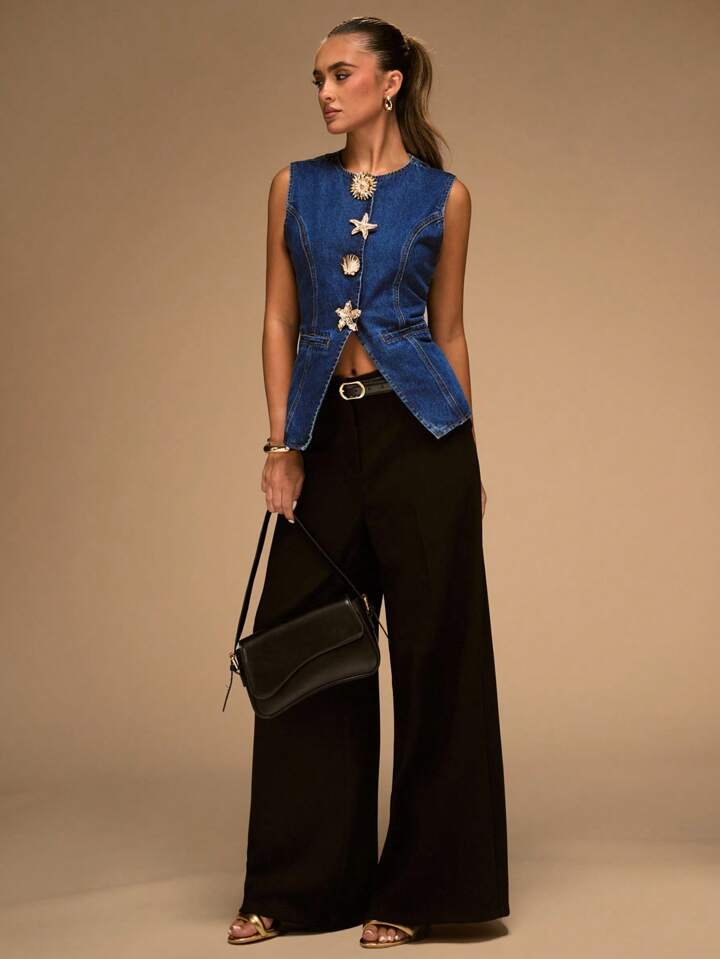 CM-TS035848 Women Casual Seoul Style Light Wash Round Neck Sleeveless Metal Special-Shaped Button Decorated Denim Vest