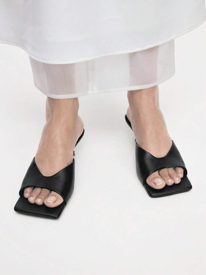 CM-SHS387751 Women Trendy Seoul Style Minimalist Open Toe Low Heel Pumps - Black