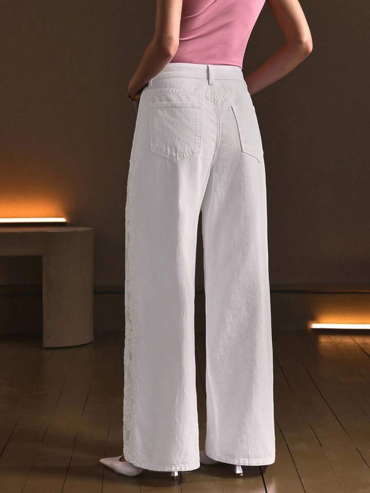 CM-BS662269 Women Casual Seoul Style Low Waist Lace Patchwork Hollow Out Slim Fit Jeans - White