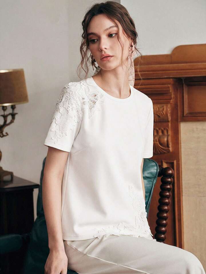 CM-TS188632 Women Elegant Seoul Style Round Neck Short Sleeve Lace Patchwork 3D Embroidered Floral Knit T-Shirt - White