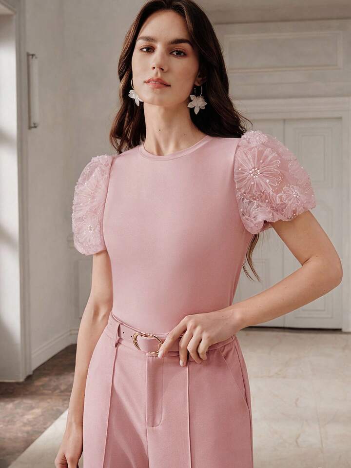 CM-TS064670 Women Elegant Seoul Style Round Neck Puff Sleeve Knit Patchwork Pearl Floral T-Shirt - Pink
