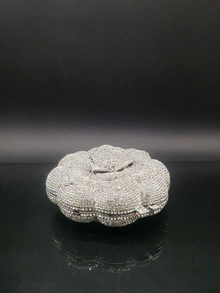 CM-BGS061611 Women Elegant Seoul Style Floral Design Rhinestone Crystal Handmade Clutch Bag - Silver