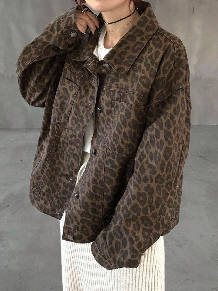 CM-CS467579 Women Casual Seoul Style Collar Neckline Long Sleeve Leopard Print Loose Denim Jacket