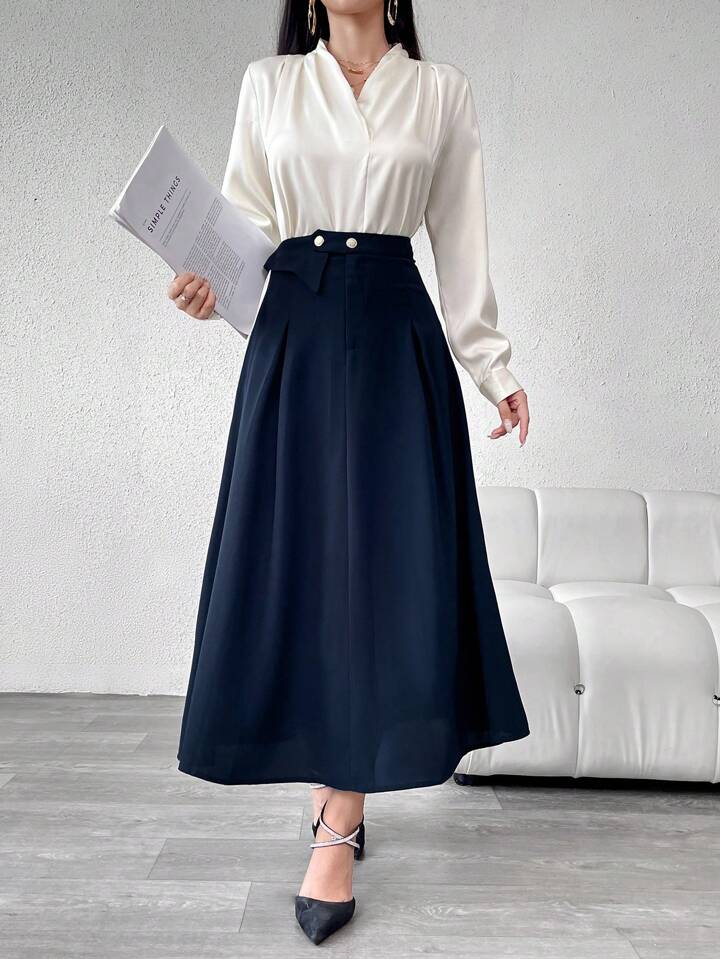 CM-BS522366 Women Elegant Seoul Style Button Decor Flared Hem A-Line Skirt - Navy Blue