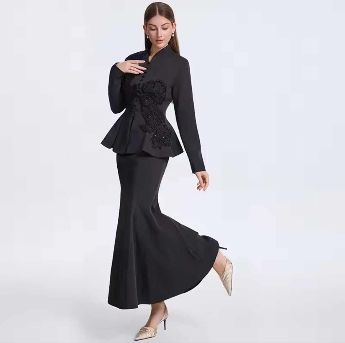 CM-SY069941 Women Elegant European Style V-Neck Long Sleeve Beads Decor Blouse With Mermaid Skirt - Set