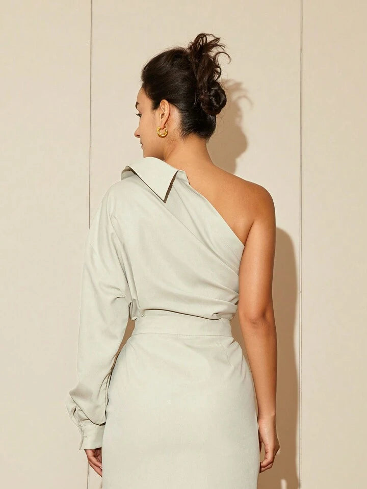 CM-TS863640 Women Elegant Seoul Style Asymmetrical Neck One Shoulder Pleated Blouse