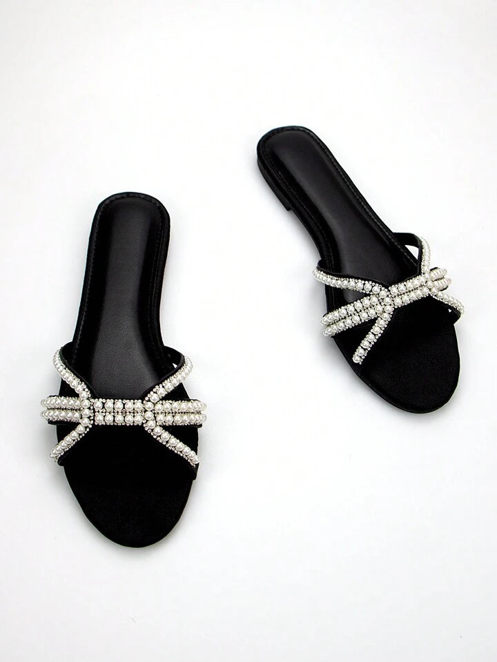 CM-SHS207220 Women Trendy Seoul Style Rhinestone And Pearl Decor Round Toe Flat Sandals - Black